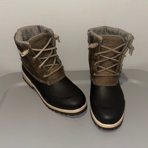 Women’s Sperry Boots Waterproof